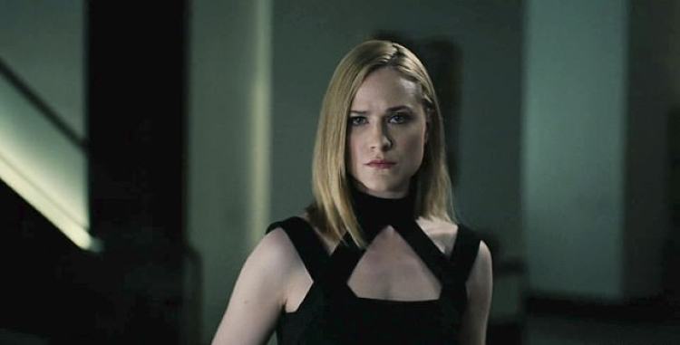 Dolores Abernathy (Evan Rachel Wood)